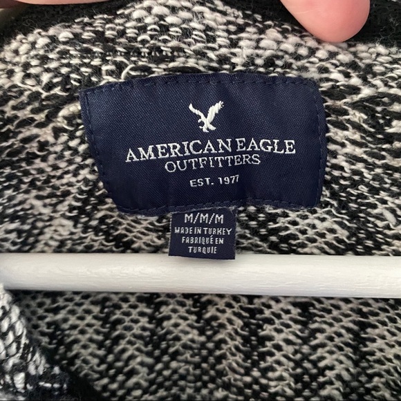 American Eagle Aztec Zip Up Hoodie Sz Medium - Picture 3 of 8
